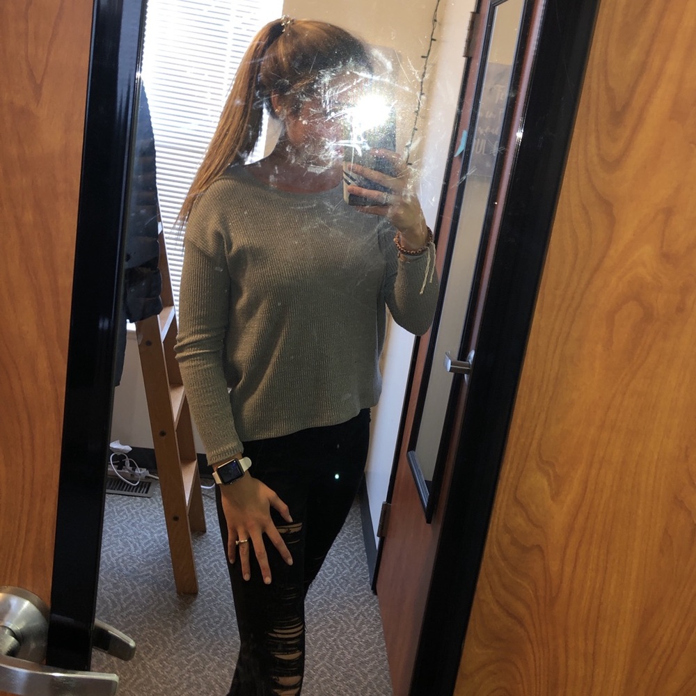 American Eagle Long Sleeve